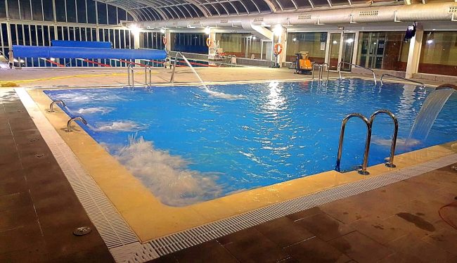 Piscina terapeútica